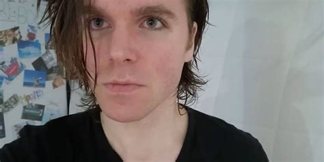 greg onision|Onision: Controversial Former YouTuber Sued For。